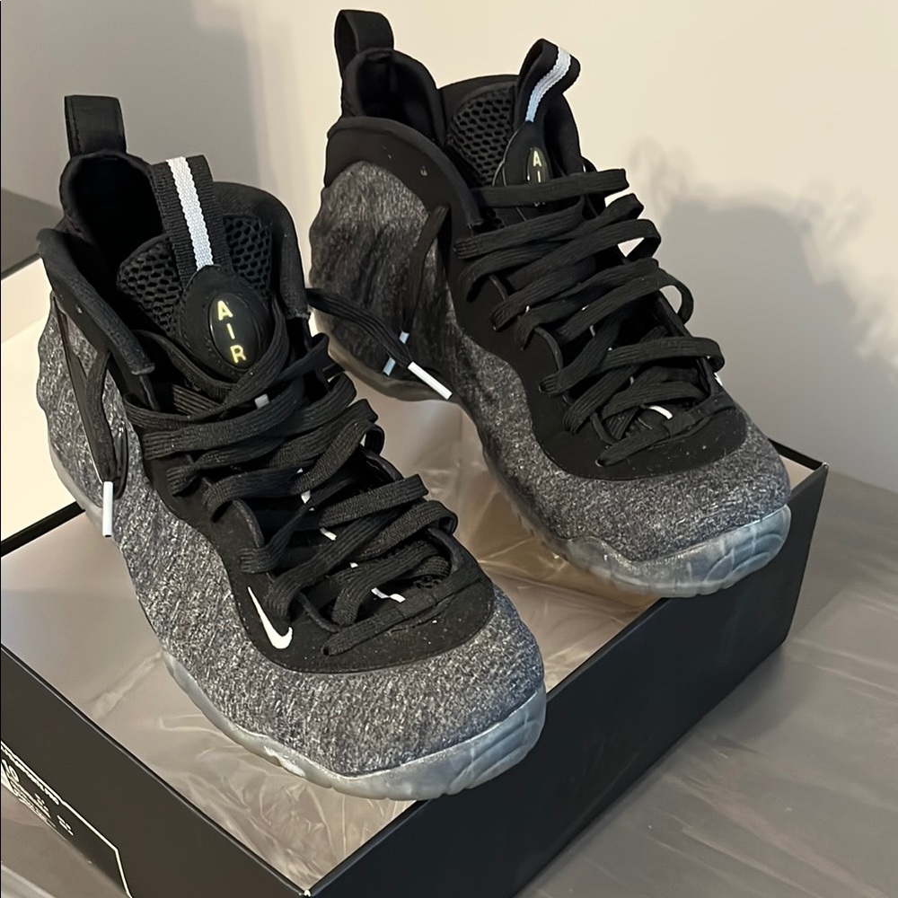 Men’s Nike Air Foamposite Pro Sneakers